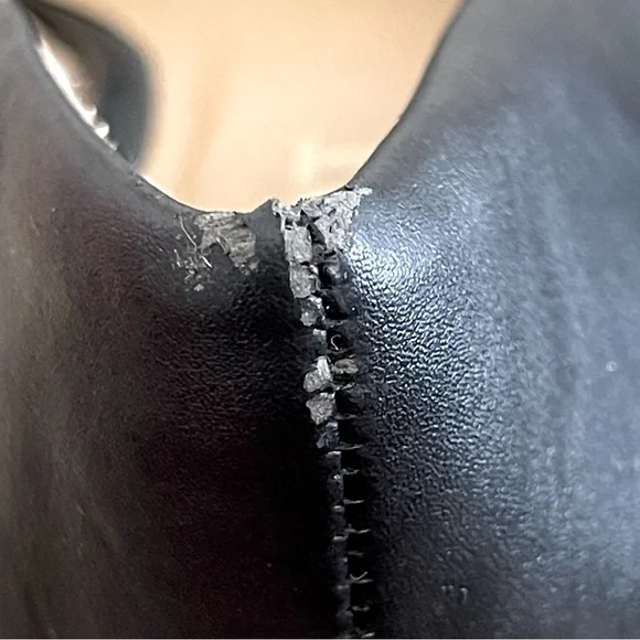 Report Black Heels with Elegant Design - Picture 7 of 9